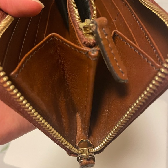 Burberry | Ziggy Long Wallet - Picture 9 of 9